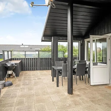 Nice In Hjorring With Kitchen